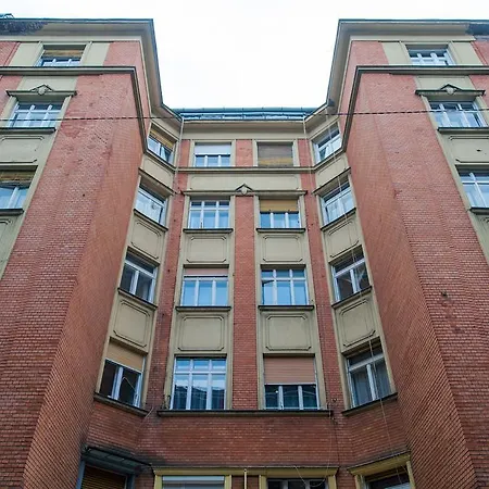 Parking, Ac, Wifi 2 In The Center Apartament Budapesta